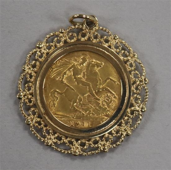 A George V gold half sovereign, 1911, 7.1g gross